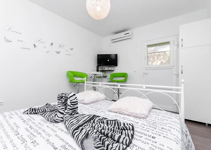 Guest house Wild Rose