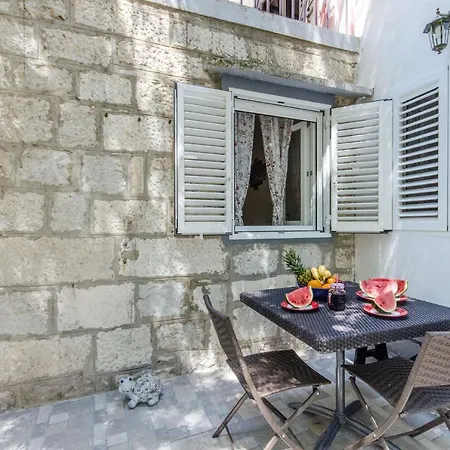 Wild Rose Guest house Split